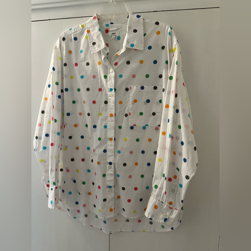 Aerie Smiley Face Button Down Large